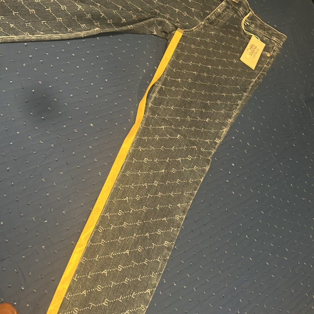 Stella McCartney Denim Skinny Jeans  with Logo. - Picture 7 of 7